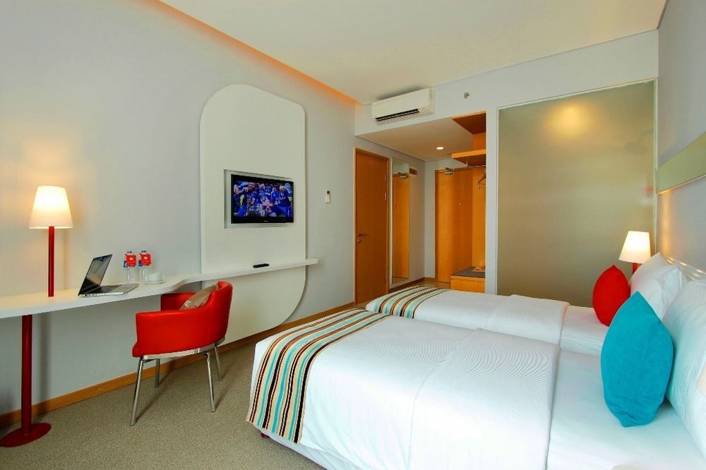 Fox Lite Hotel Metro Indah - Bandung Exterior photo